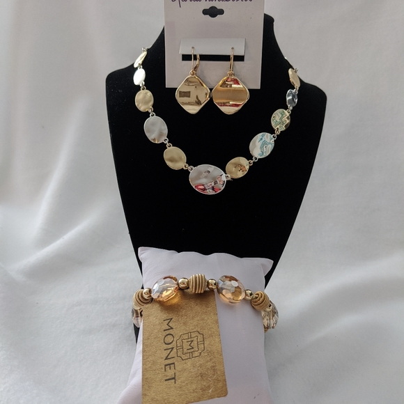 Gloria Vanderbilt & Monet bundle - Picture 2 of 9